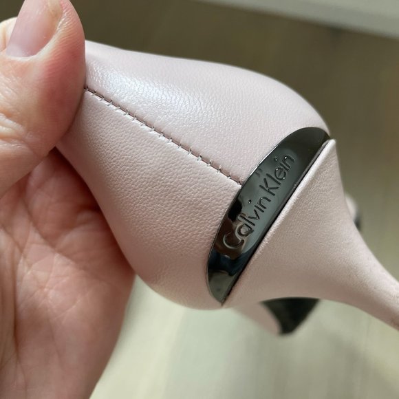 Light pink Calvin Klein heels - Picture 2 of 7